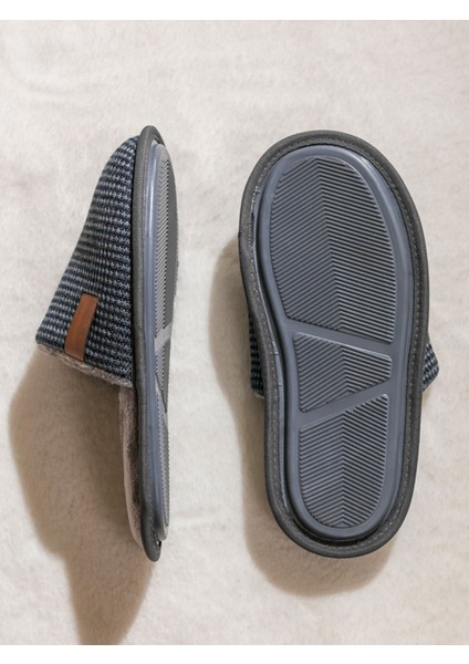 Yeni Sezon Çizgili Önü Kapalı Erkek Ev Terliği fırsatları