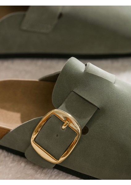 Yeni Sezon Süet Görünümlü Kadın Ev Terliği fırsatları