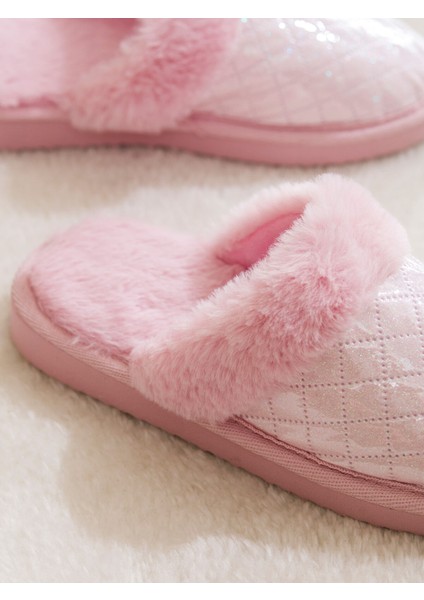 Yeni Sezon Pelüş Kadın Ev Terliği modelleri