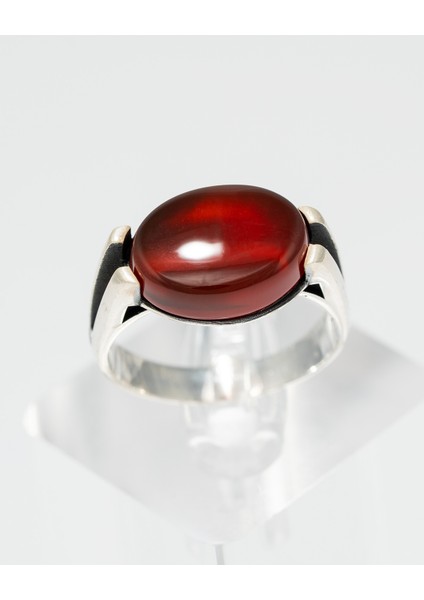 Kırmızı Akik Taşlı 925 Ayar Gümüş Erkek Yüzük – Minimal ve Zarif Bir Dokunuş fiyatları