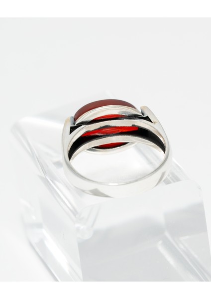 Kırmızı Akik Taşlı 925 Ayar Gümüş Erkek Yüzük – Minimal ve Zarif Bir Dokunuş indirimleri
