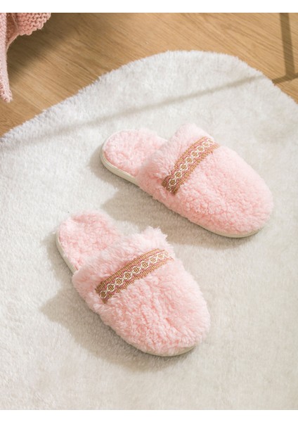 Yeni Sezon Nakışlı Kadın Ev Terliği fiyatları