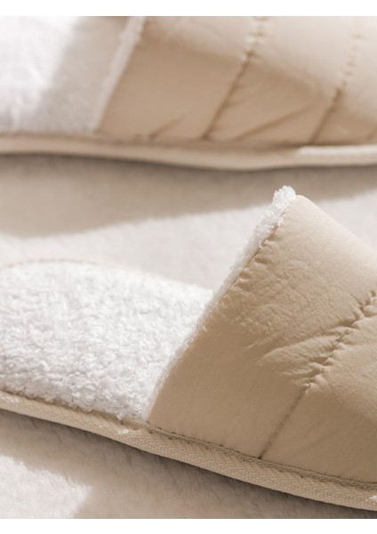 Yeni Sezon Desenli Kadın Ev Terliği modelleri