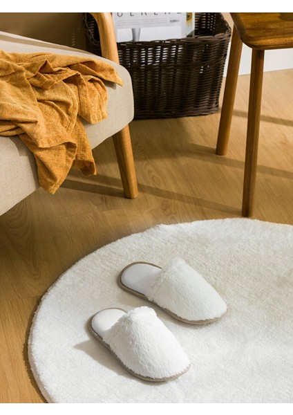 Yeni Sezon Pelüş Kadın Ev Terliği