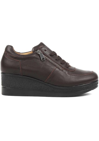 Kadın Kahverengi Bağcıklı Fermuarlı Dolgu Topuklu Deri Ayakkabı