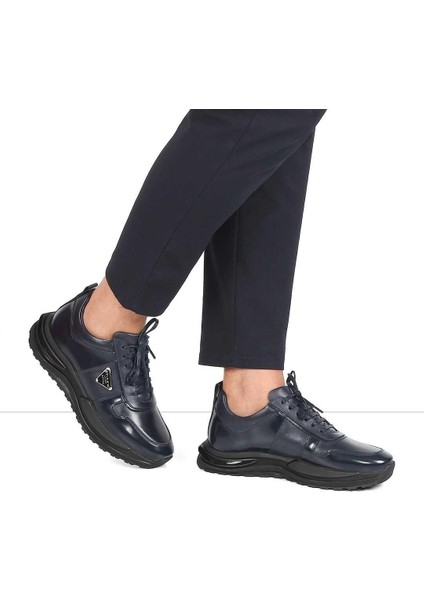 Erkek Lacivert Bağcıklı Kalın Tabanlı Deri Sneaker fiyatları