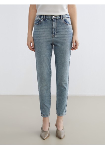 Yeni Sezon Beli Lastikli Mom Fit Kadın Jean Pantolon fiyatları