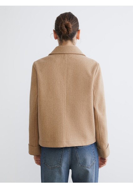 Yeni Sezon Gömlek Yaka Kadın Kaşe Kaban indirimleri