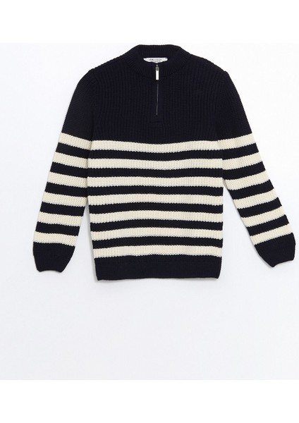 Yeni Sezon Dik Yaka Erkek Çocuk Triko Kazak