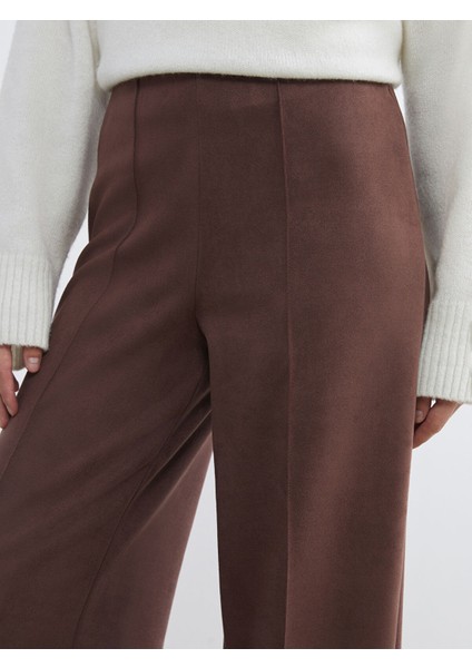 Yeni Sezon Standart Fit Kadın Süet Görünümlü Pantolon modelleri