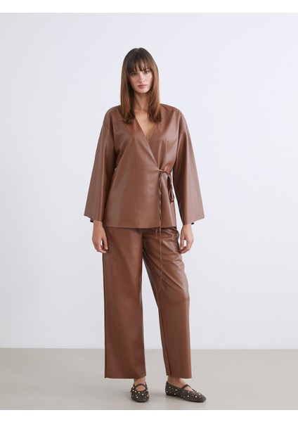 Yeni Sezon Beli Lastikli Deri Görünümlü Kadın Pantolon