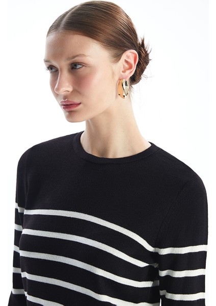 Yeni Sezon Bisiklet Yaka Çizgili Uzun Kollu Kadın Triko Kazak