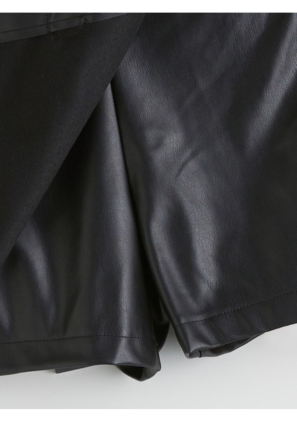 Yeni Sezon Deri Görünümlü Kız Çocuk Şort Etek ve Külotlu Çorap fırsatları