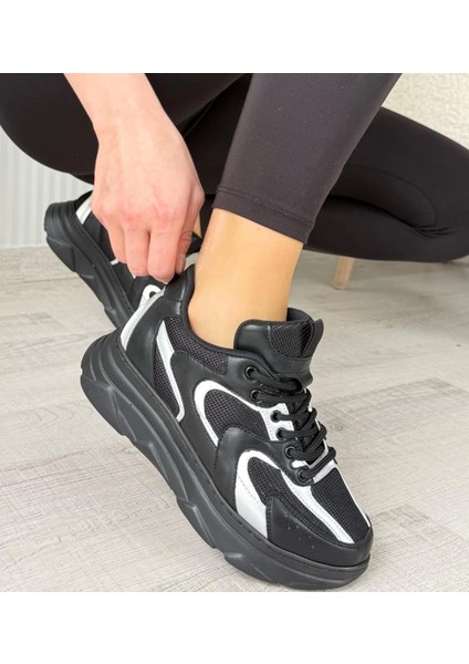 Yzlal Cata Siyah Cilt Beyaz Detaylı Spor Ayakkabı (Numara: 39) fırsatları