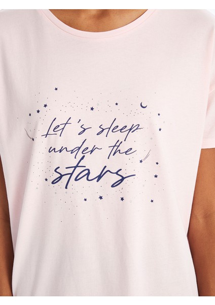 Yeni Sezon Bisiklet Yaka Baskılı Kısa Kollu Kadın Pijama Takımı modelleri