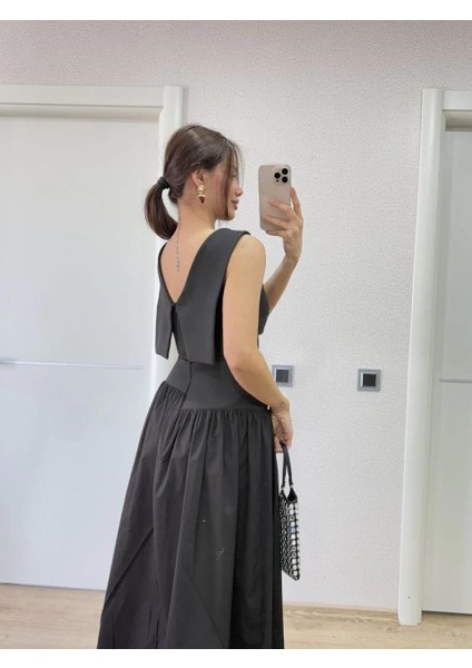 Krep Arkası Kanat Arka Ön Pens Detaylı Uzun Kadın Elbise - Siyah fırsatları