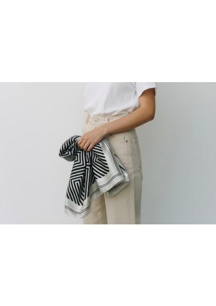 Çizgili Desenli Fular 70 x 70 modelleri