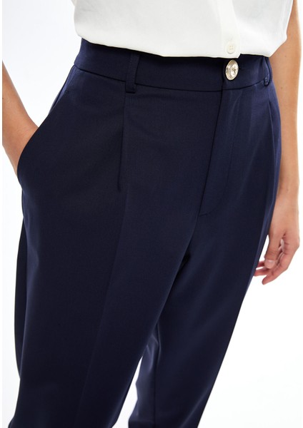 Yeni Sezon Loose Fit Kadın Pantolon modelleri