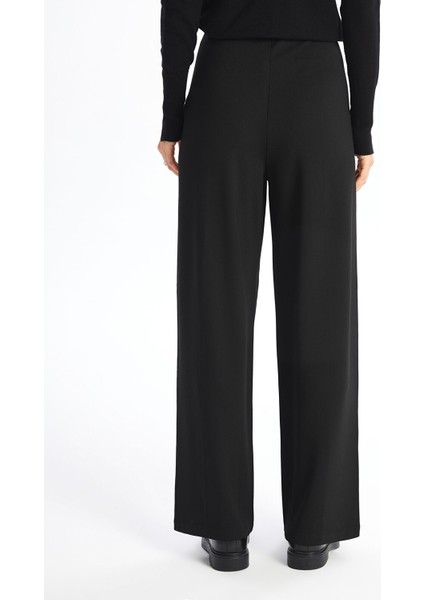 Yeni Sezon Standart Fit Kadın Pantolon fırsatları