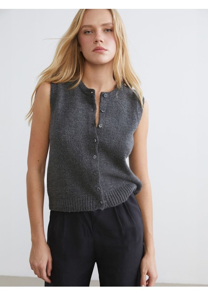 Yeni Sezon Bisiklet Yaka Kadın Triko Yelek