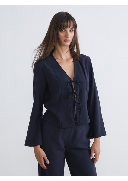 Yeni Sezon V Yaka Bağlamalı Bluz