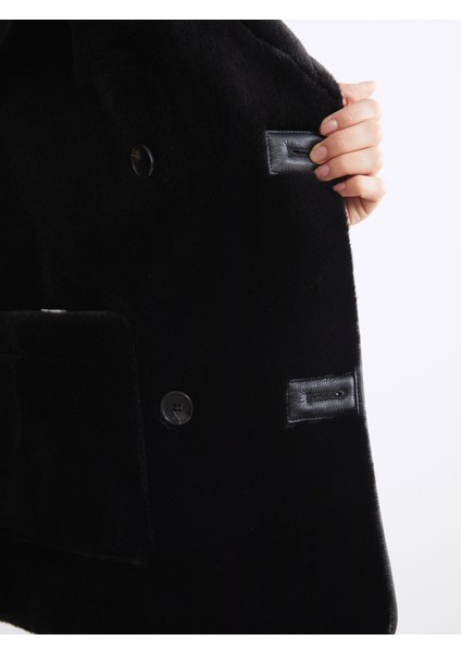 Yeni Sezon Kruvaze Yaka Kadın Deri Görünümlü Mont fırsatları