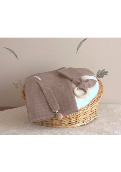 Bal Ayısı Nakışlı %100 Pamuk 10 Parça Yenidoğan Hediye Kutusu – Pike, Müslin Set ve 5'li Zıbın Takımı fiyatları