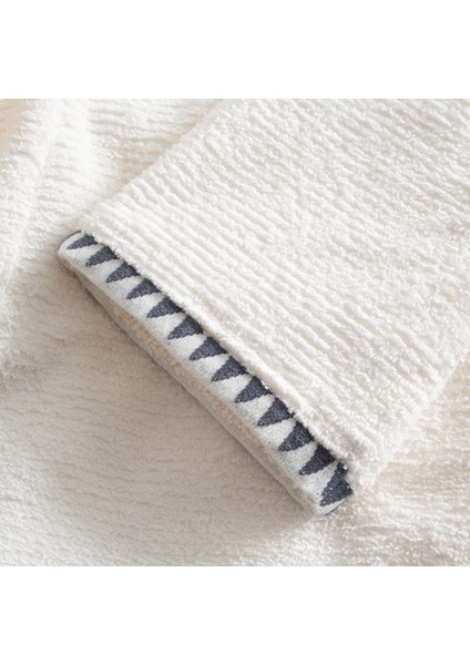 Tria Kadın Bornoz %100 Pamuk Jakarlı Krem-Lacivert modelleri