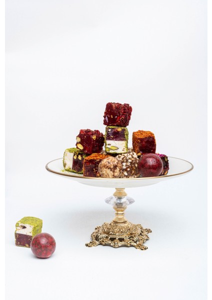 Antep Fıstıklı Spesiyal Lokum Çeşitleri ve Trüf Çikolata Set Sırçalı Medrese Baskılı Mukavva Hediyelik Kutulu fırsatları