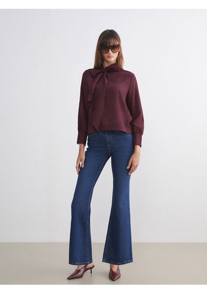 Yeni Sezon Bağlamalı Yaka Dokulu Şifon Bluz fırsatları