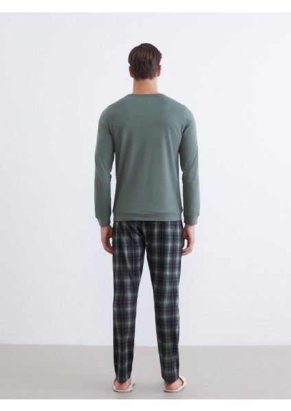 Yeni Sezon Standart Kalıp Erkek Pijama Takımı fırsatları