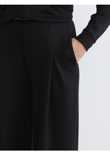 Yeni Sezon Loose Fit Geniş Paça Kadın Pantolon modelleri