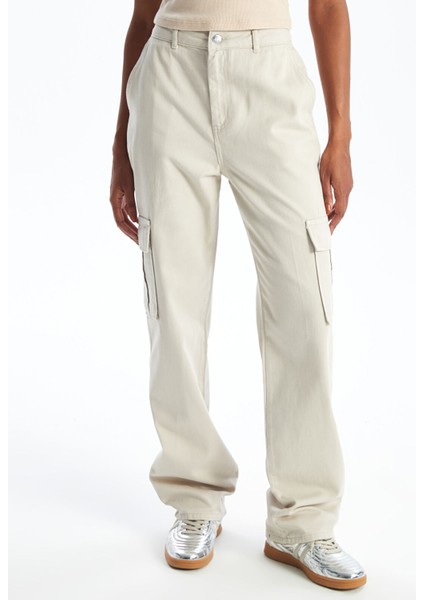 Yeni Sezon Standart Fit Gabardin Kadın Kargo Pantolon fiyatları