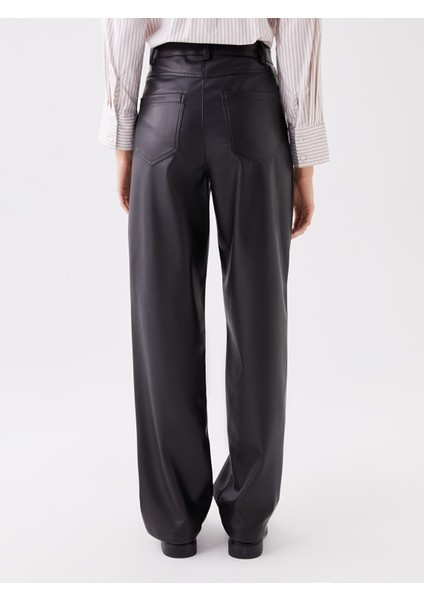 Yeni Sezon Normal Bel Dar Fit Düz Deri Görünümlü Kadın Pantolon fırsatları