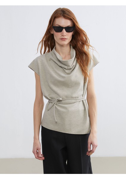 Yeni Sezon Dökümlü Yaka Bluz