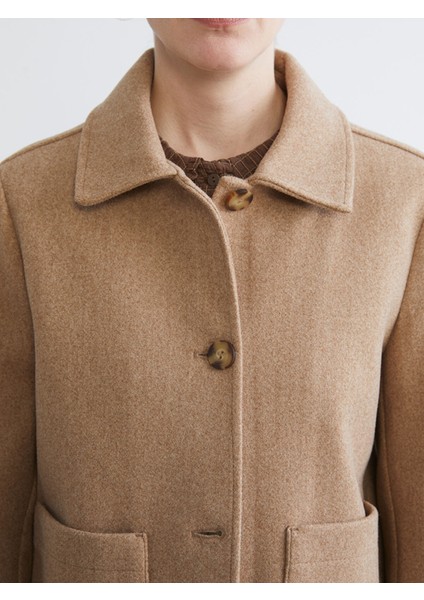 Yeni Sezon Gömlek Yaka Kadın Kaşe Kaban modelleri