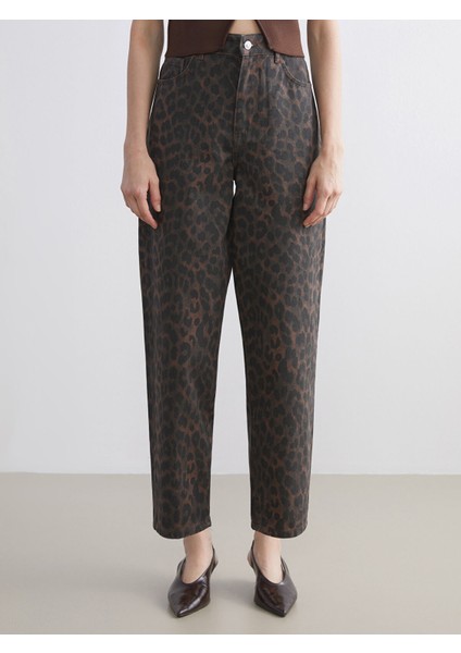 Yeni Sezon Baggy Fit Leopar Desenli Kadın Jean Pantolon fiyatları