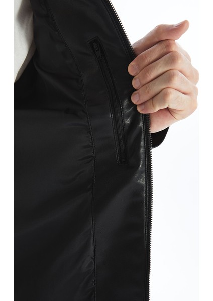 Yeni Sezon Slim Fit Erkek Deri Görünümlü Ceket fırsatları