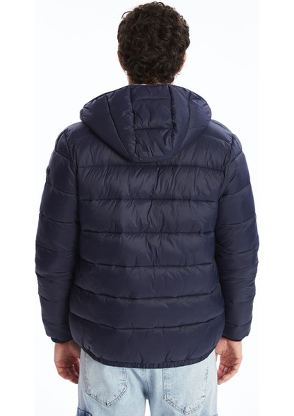 Yeni Sezon Slim Fit Kapüşonlu Erkek Şişme Mont indirimleri