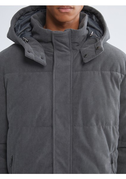 Yeni Sezon Rahat Kalıp Dik Yaka Kadife Erkek Şişme Mont modelleri