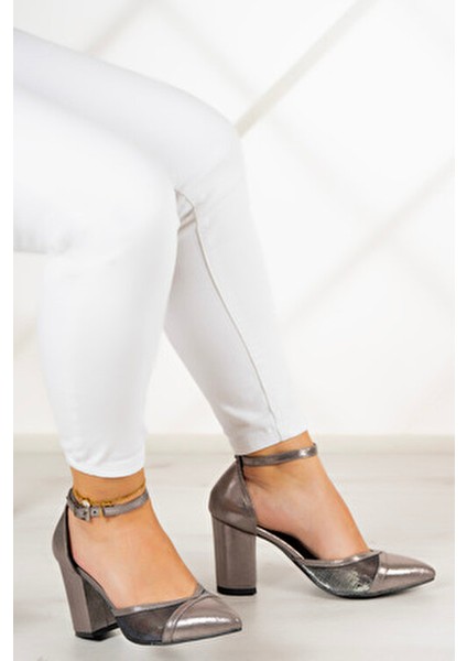 Diana Platin Kaplama Fileli Kadın Kalın Topuklu Ayakkabı Orta Topuk Boyu
