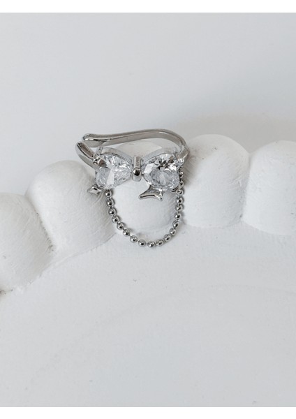 Parlak Kurdele Detaylı Sarkıntılı Zincir ve Yıldızlı Silver Earcuff indirimleri