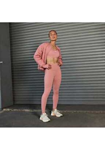 Metcon 9 Kadın Fitness Ayakkabısı Tekstil Malzeme ile Düz Taban Tasarımı