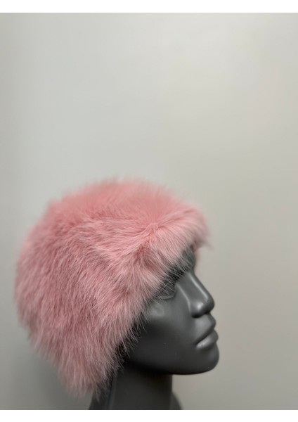 Kadın Tüylü Peluş Kışlık Şapka – Soğuk Havalar Için Trend ve Sıcak Tasarım fiyatları