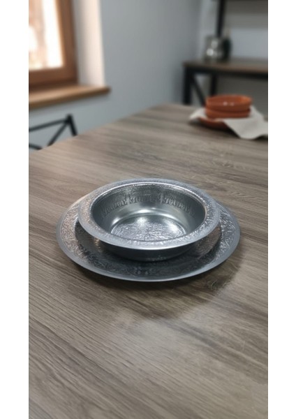 Otantik Desenli Krom Çelik Çorba Kasesi ve Altlığı