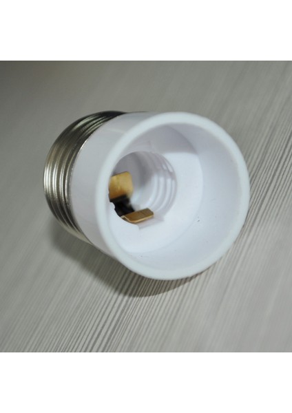 2pcs Taban LED Cfl Ampul Lamba Adaptör Dönüştürücü Dönüştürücü Vidalı Soket - E14 Ila E27 ve E27 Ila E14 (Yurt Dışından) indirimleri