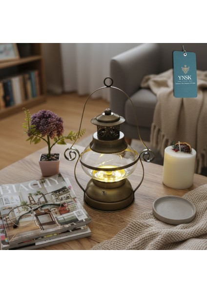 Retro Tasarım LED Işıklı Dekoratif Fener | Pilli Çalışan Metal ve Cam Masa/salon Lambası