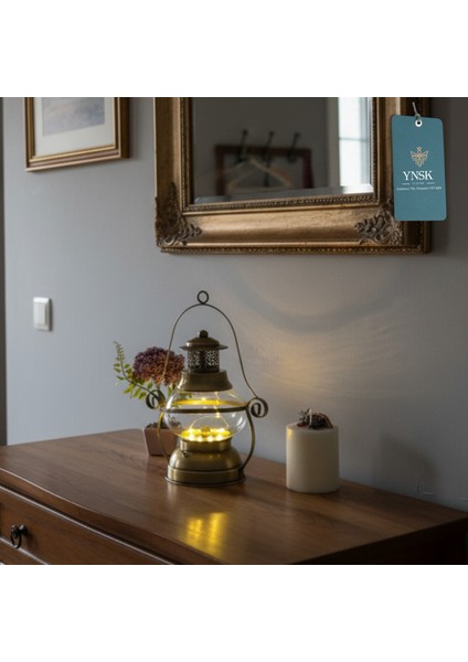 Retro Tasarım LED Işıklı Dekoratif Fener | Pilli Çalışan Metal ve Cam Masa/salon Lambası modelleri