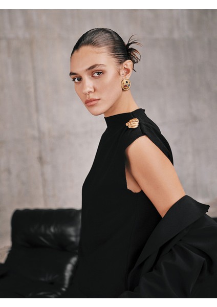 Yeni Sezon Dik Yaka Kadın Triko Süveter