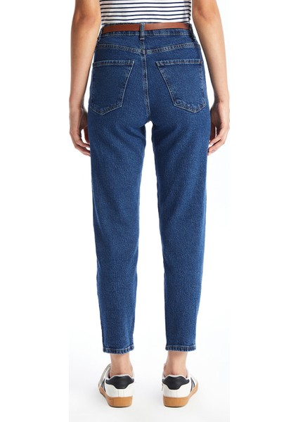 Yeni Sezon Beli Kemerli Mom Fit Kadın Jean Pantolon fırsatları